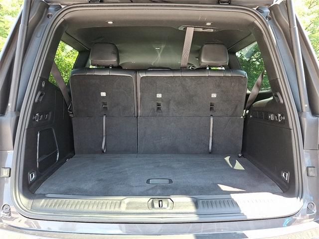Photo of 2022 Metallic Jeep Wagoneer