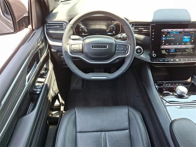 Photo of 2022 Metallic Jeep Wagoneer