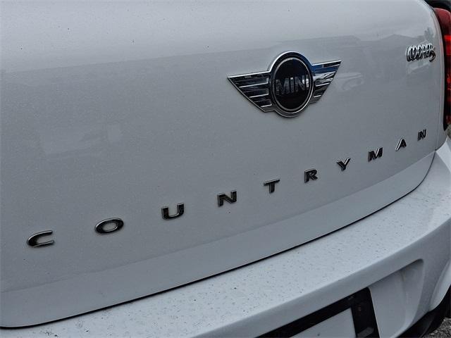 Photo of 2016 Light White MINI Countryman