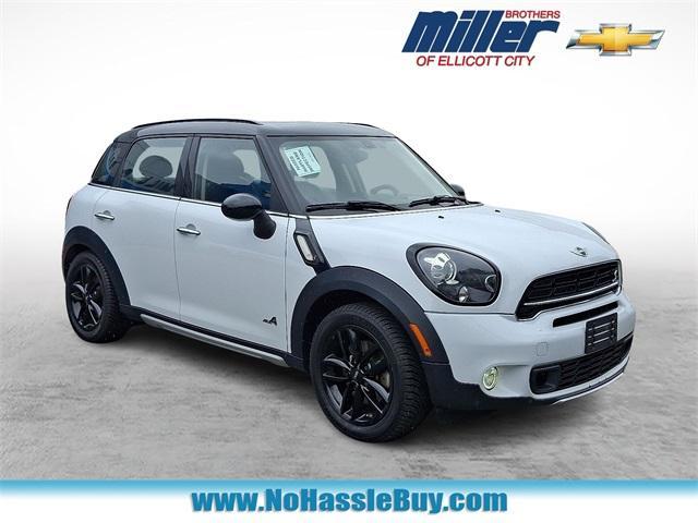 Photo of 2016 Light White MINI Countryman