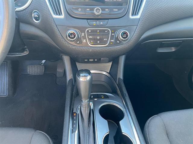 Photo of 2020 Northsky Blue Metallic Chevrolet Malibu