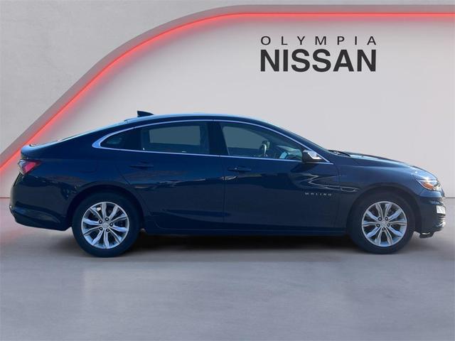Photo of 2020 Northsky Blue Metallic Chevrolet Malibu