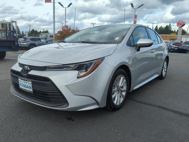 Photo of 2024 Silver Toyota Corolla