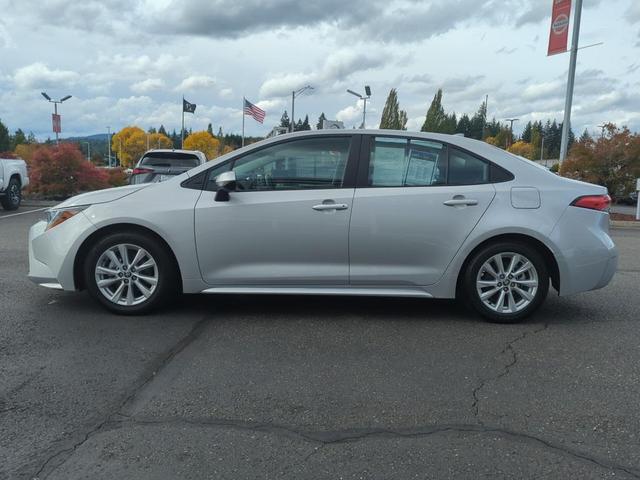 Photo of 2024 Silver Toyota Corolla