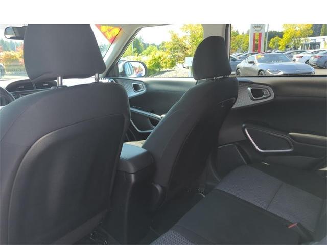 Photo of 2023 Snow White Pearl Kia Soul
