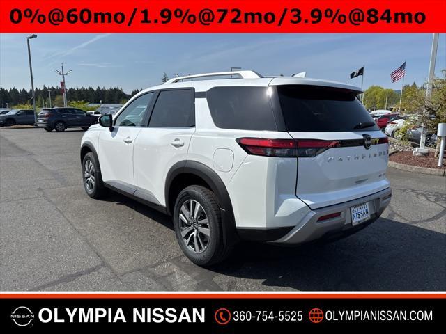 Photo of 2025 Everest White Pearl Tricoat Nissan Pathfinder