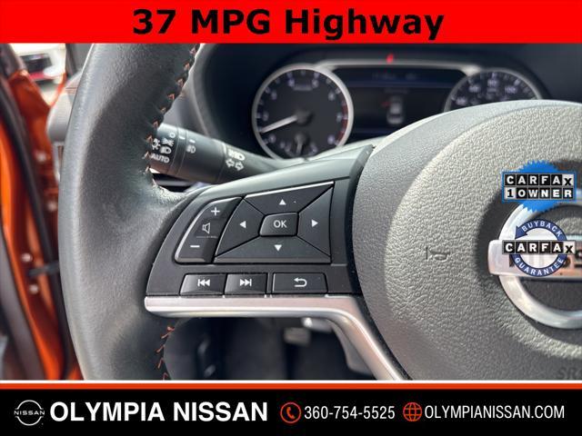 Photo of 2023 Monarch Orange Metallic/Super Black Nissan Sentra