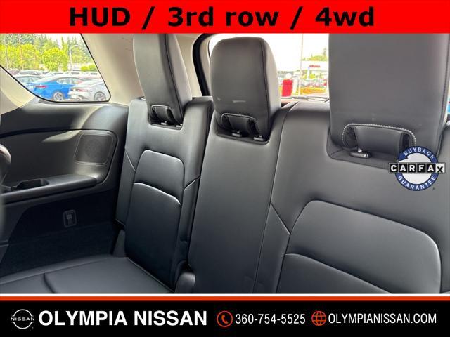 Photo of 2023 Brilliant Silver Metallic Nissan Pathfinder
