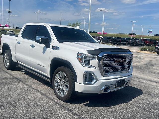 Photo of 2022 White GMC Sierra 1500 Limited