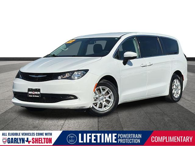 2022 Chrysler Voyager