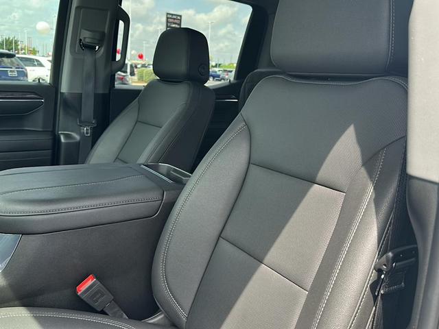 Photo of 2024 White Chevrolet Silverado 1500