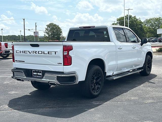 Photo of 2024 White Chevrolet Silverado 1500