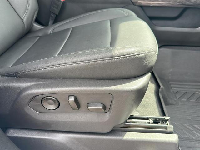 Photo of 2024 White Chevrolet Silverado 1500