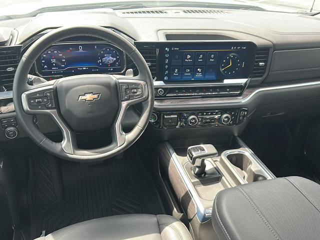Photo of 2024 White Chevrolet Silverado 1500