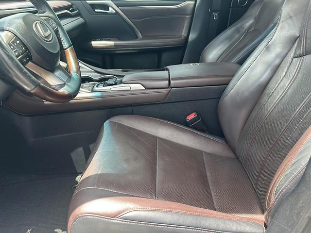 Photo of 2016 Silver Lexus RX 350