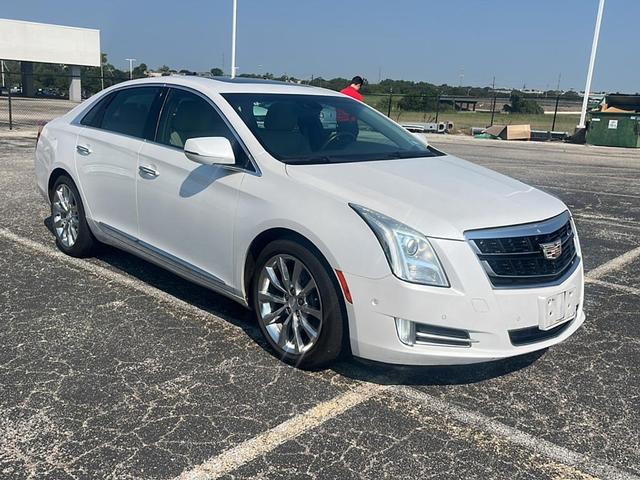 Photo of 2016 White Cadillac XTS