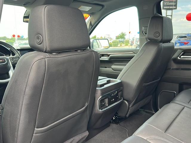 Photo of 2024 White GMC Sierra 1500