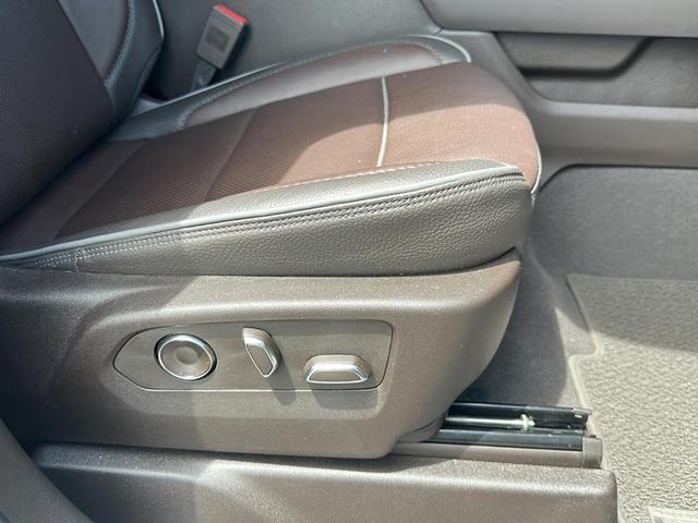 Photo of 2024 Gray GMC Sierra 1500
