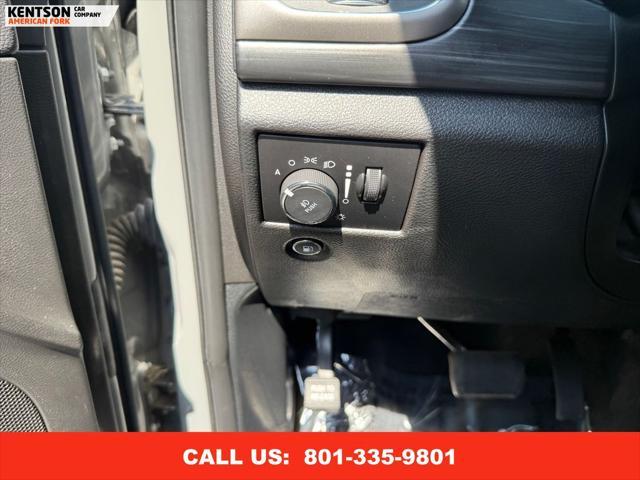 Photo of 2020 Sting-Gray Clearcoat Jeep Grand Cherokee