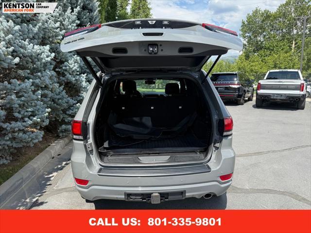 Photo of 2020 Sting-Gray Clearcoat Jeep Grand Cherokee