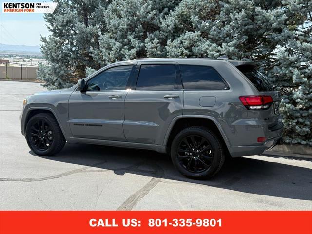 Photo of 2020 Sting-Gray Clearcoat Jeep Grand Cherokee