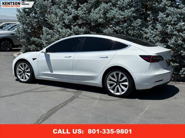 Photo of 2020 Pearl White Multi-Coat Tesla Model 3