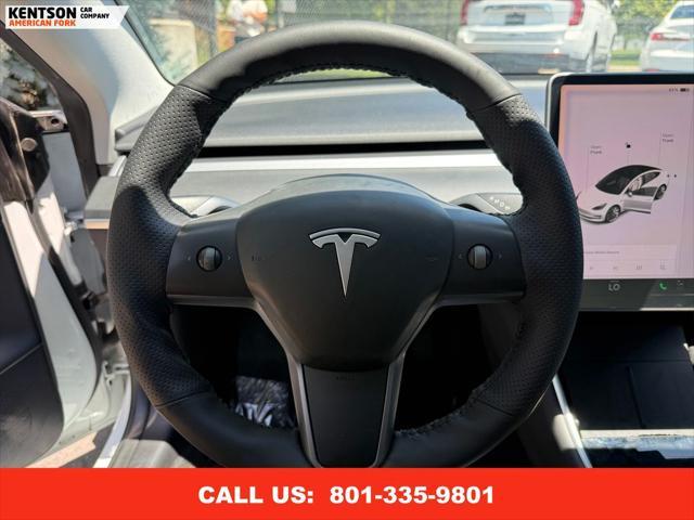 Photo of 2020 Pearl White Multi-Coat Tesla Model 3
