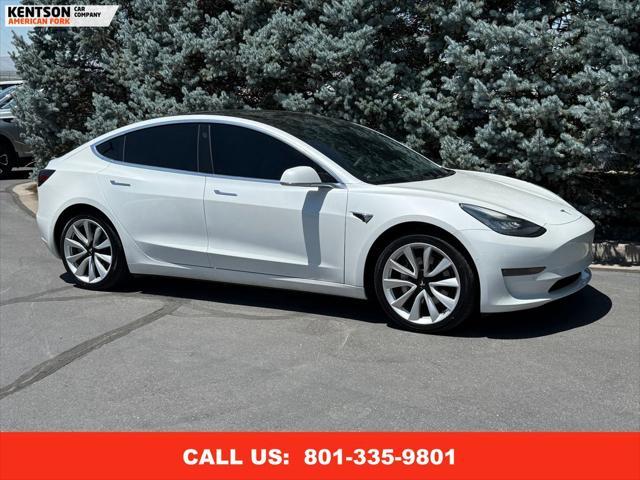 Photo of 2020 Pearl White Multi-Coat Tesla Model 3