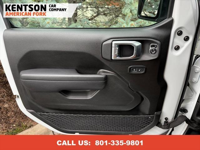 Photo of 2024 Bright White Clearcoat Jeep Wrangler
