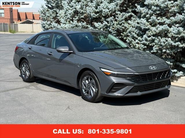 Photo of 2024 Ecotronic Gray Hyundai ELANTRA