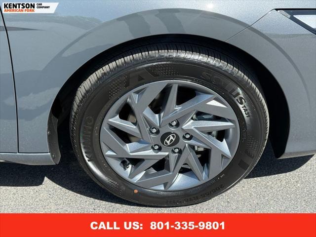 Photo of 2024 Ecotronic Gray Hyundai ELANTRA