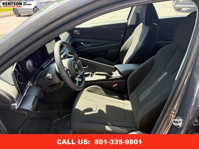 Photo of 2024 Ecotronic Gray Hyundai ELANTRA