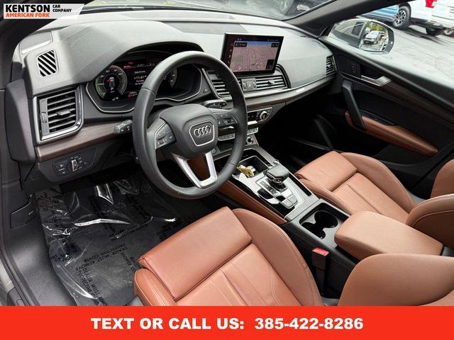 Photo of 2025 Gray Audi Q5