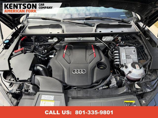 Photo of 2022 Black Metallic Audi SQ5