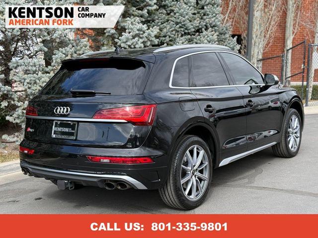Photo of 2022 Black Metallic Audi SQ5