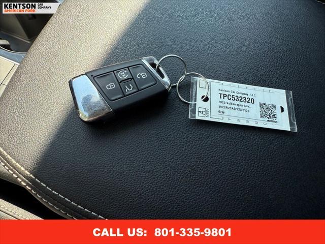 Photo of 2023 Platinum Gray Metallic Volkswagen Atlas