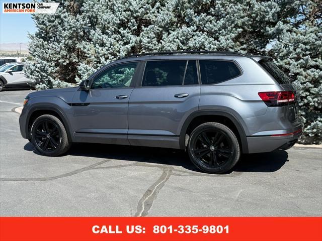 Photo of 2023 Platinum Gray Metallic Volkswagen Atlas