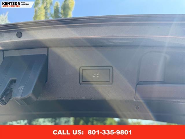 Photo of 2023 Platinum Gray Metallic Volkswagen Atlas