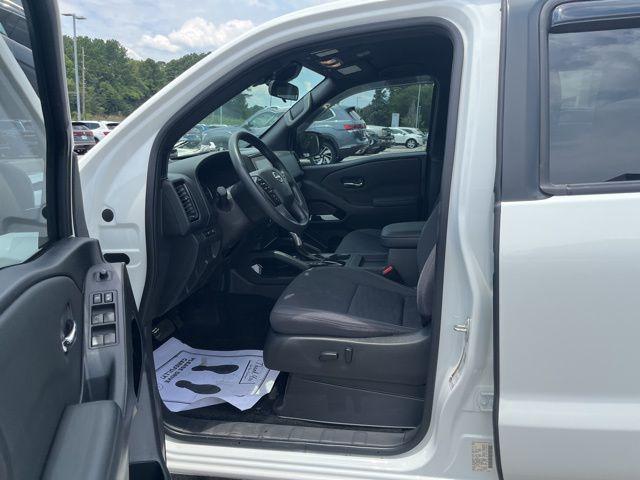 Photo of 2023 Glacier White Nissan Frontier