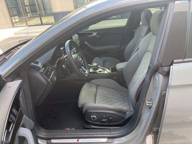 Photo of 2022 Quantum Gray Audi S5