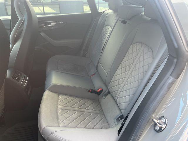 Photo of 2022 Quantum Gray Audi S5
