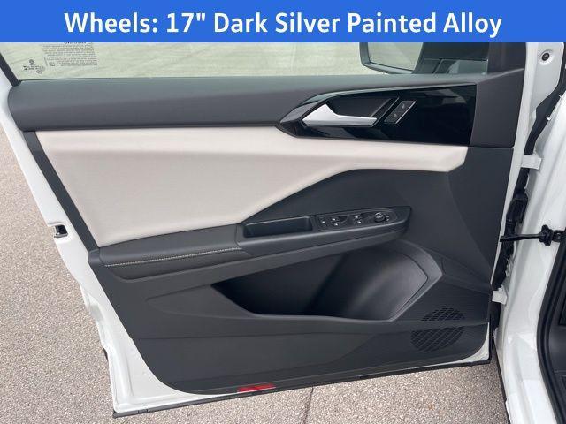 Photo of 2025 Pure White Volkswagen Taos