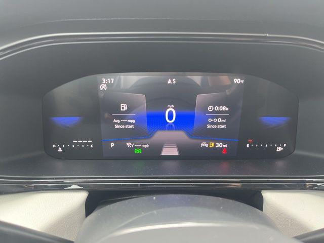 Photo of 2025 Pure White Volkswagen Taos