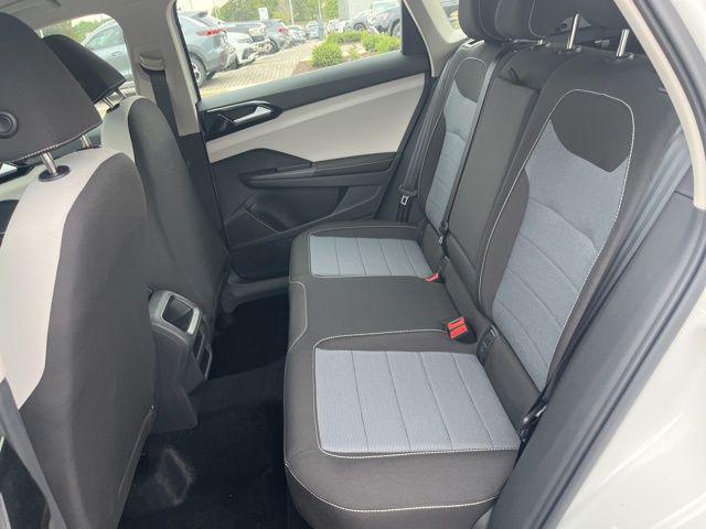 Photo of 2025 Pure White Volkswagen Taos