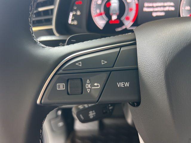 Photo of 2025 Waitomo Blue Metallic Audi Q7