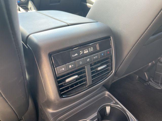 Photo of 2023 Snowflake White Pearl Mica Mazda CX-9