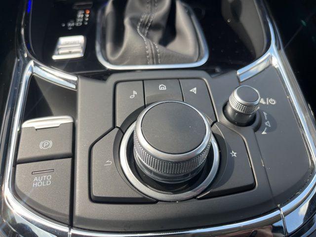 Photo of 2023 Snowflake White Pearl Mica Mazda CX-9