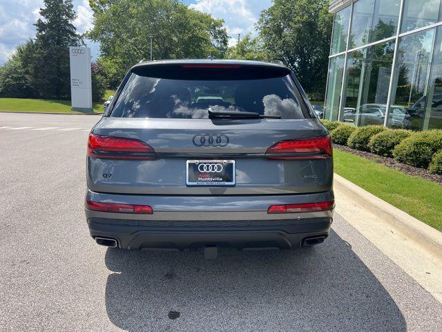 Photo of 2025 Samurai Gray Metallic Audi Q7