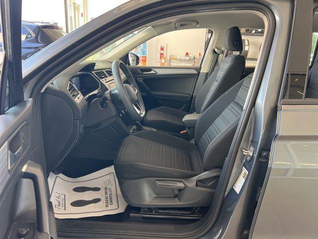 Photo of 2023 Platinum Gray Metallic Volkswagen Tiguan
