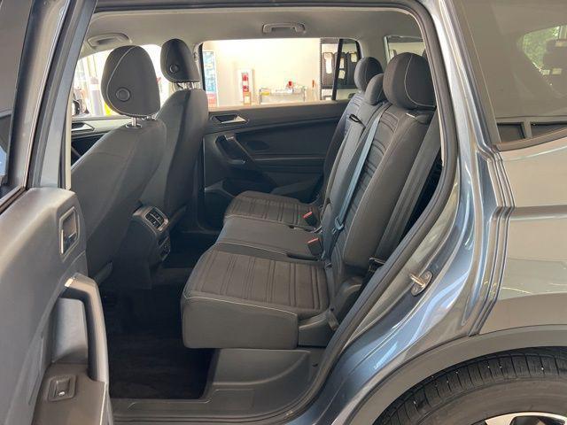 Photo of 2023 Platinum Gray Metallic Volkswagen Tiguan